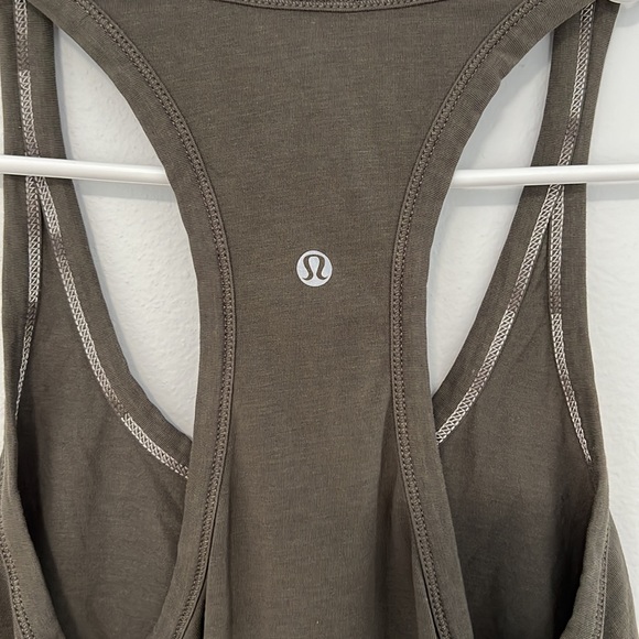 Lululemon dark green cropped racer back tank top - Picture 5 of 6